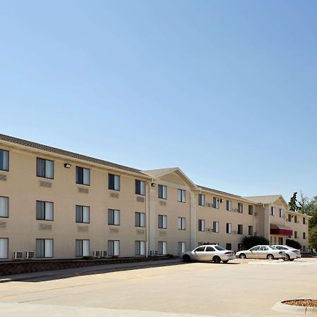 Hotel Super 8 By Wyndham Lincoln North Exteriér fotografie
