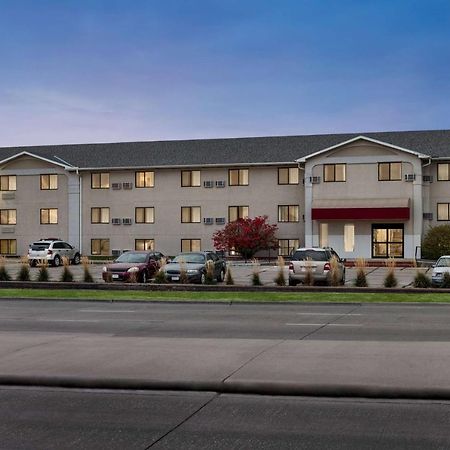 Hotel Super 8 By Wyndham Lincoln North Exteriér fotografie