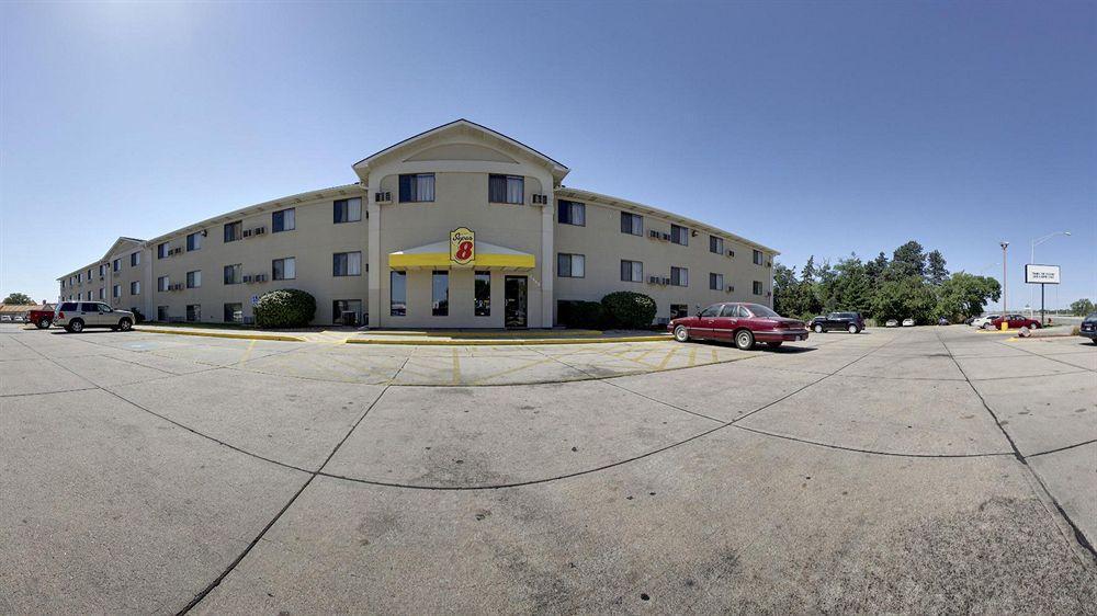 Hotel Super 8 By Wyndham Lincoln North Exteriér fotografie