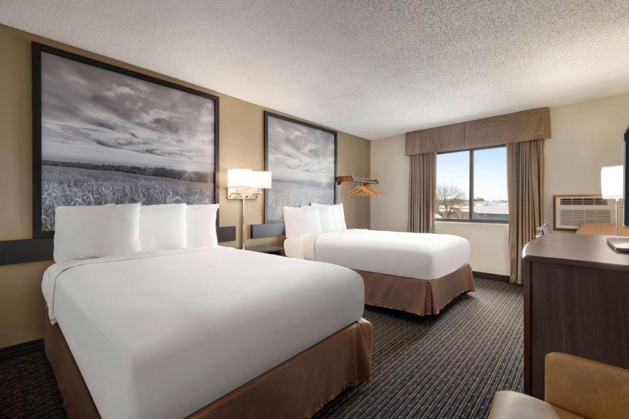 Hotel Super 8 By Wyndham Lincoln North Exteriér fotografie