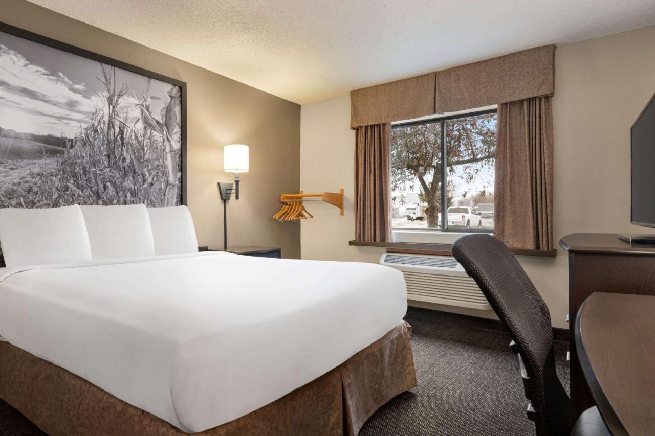 Hotel Super 8 By Wyndham Lincoln North Exteriér fotografie